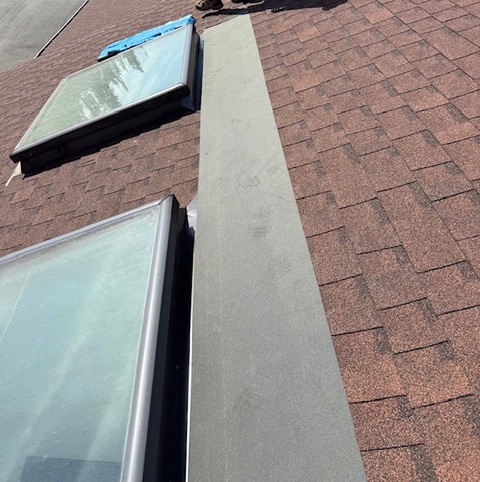 Skylight weatherproofing service